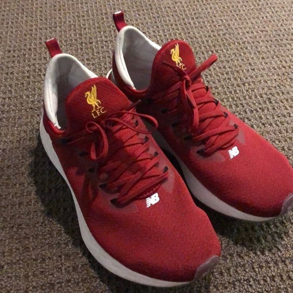 liverpool new balance runners